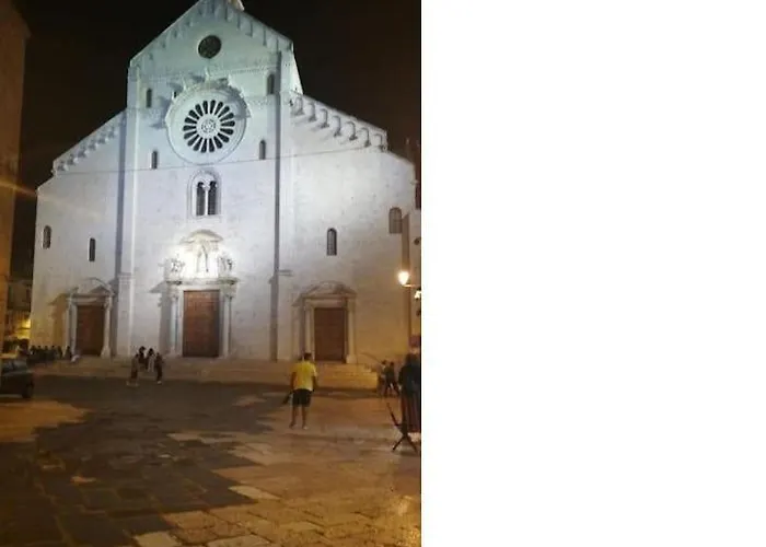 Al Vecchio Arco A Vecchia アパート